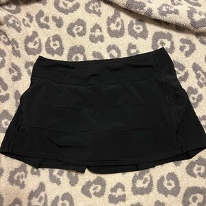 Lululemon pace rival skirt